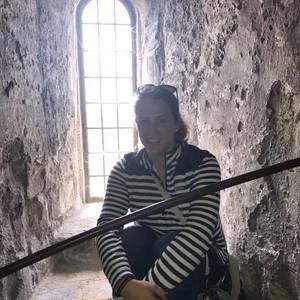 Meet your Posher, Jennifer